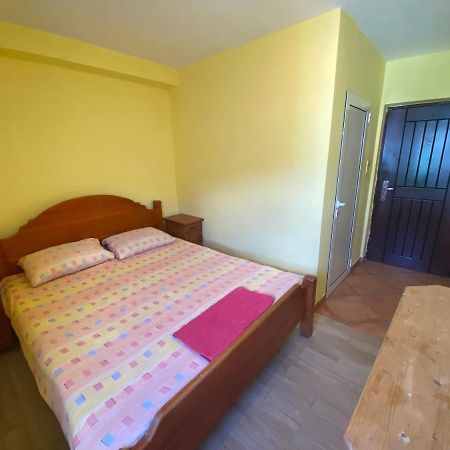 Guest House Pecurica Бар Экстерьер фото