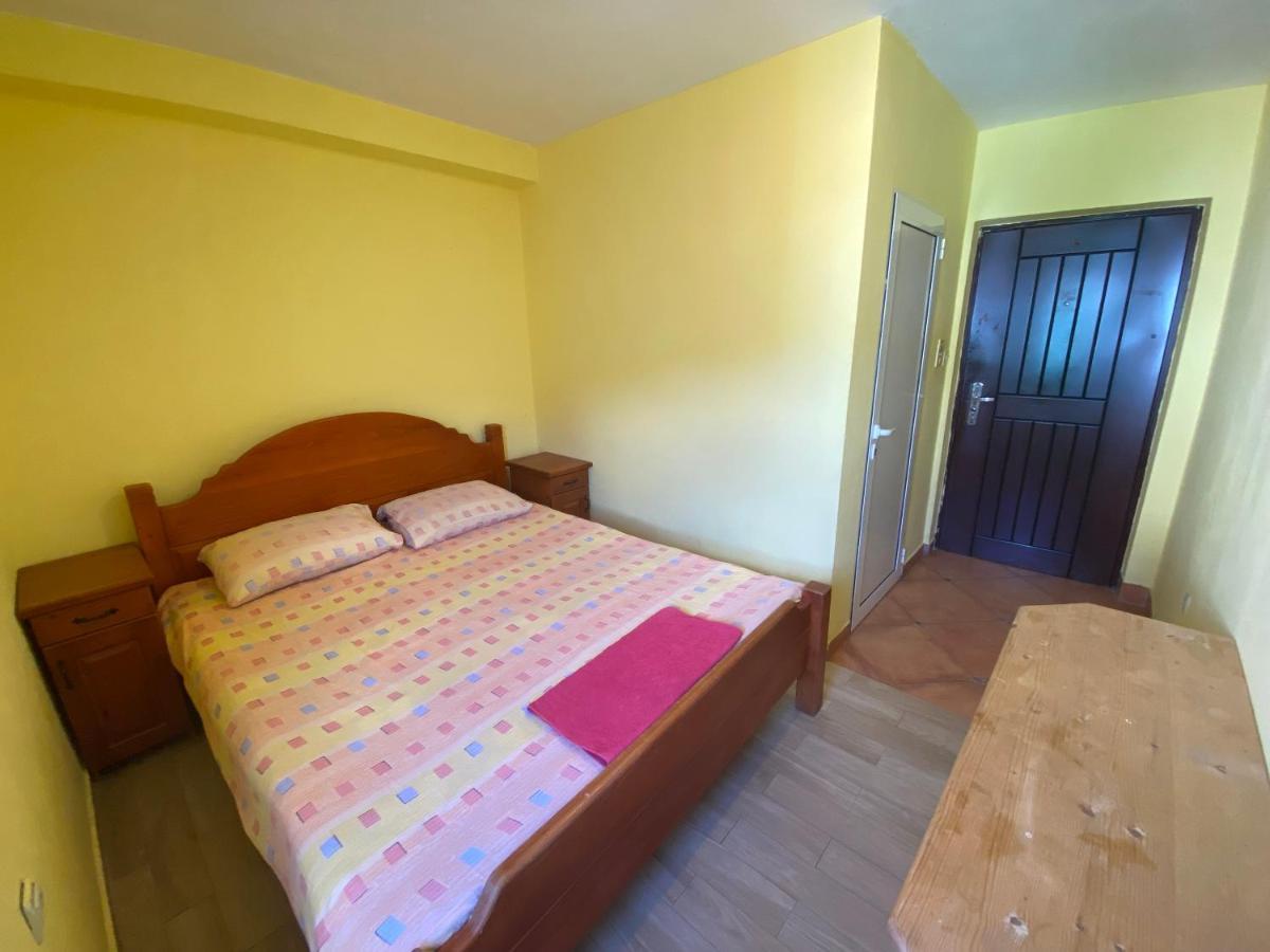 Guest House Pecurica Бар Экстерьер фото