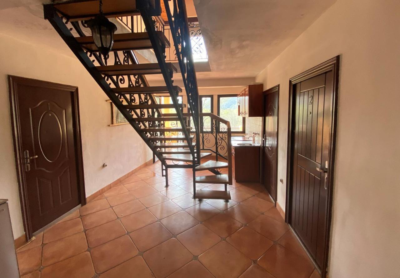 Guest House Pecurica Бар Экстерьер фото